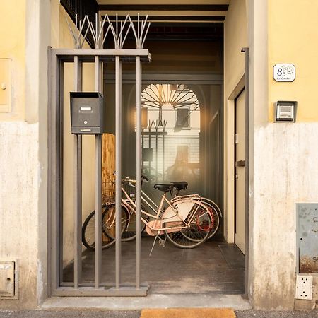 Via Cimabue 8B - Florence Charming Apartments - Metropolitan Loft In Florence - 20 Minute Walk To City Center - Excellent Base For Exploring - Less Than 5 Minute Walk To The Supermarket - Amazing Bakery On The Corner Eksteriør bilde